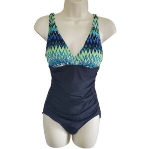 Dana Buckman size 8 one piece swimsuit